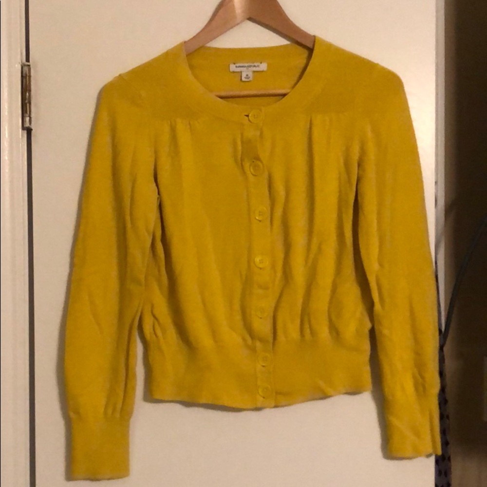 BR sweater